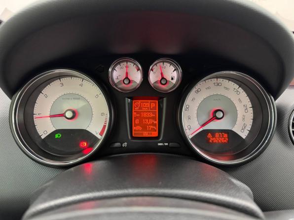 Peugeot 308 I с пробегом 2010 года, цена 550 000 рублей, 292262 км, хэтчбек, Автокод Объявления