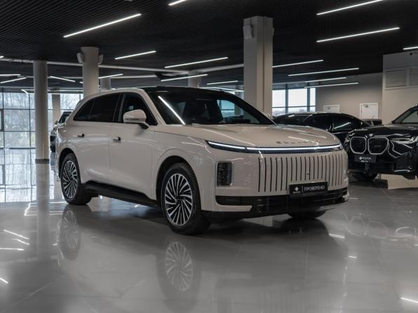 Exeed Exlantix ET с пробегом 2025 года, цена 4 990 000 рублей, 23404 км, внедорожник, Автокод Объявления