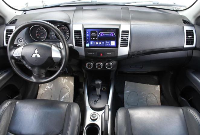 Mitsubishi Outlander II Рестайлинг с пробегом 2010 года, цена 1 090 000 рублей, 217762 км, внедорожник, Автокод Объявления