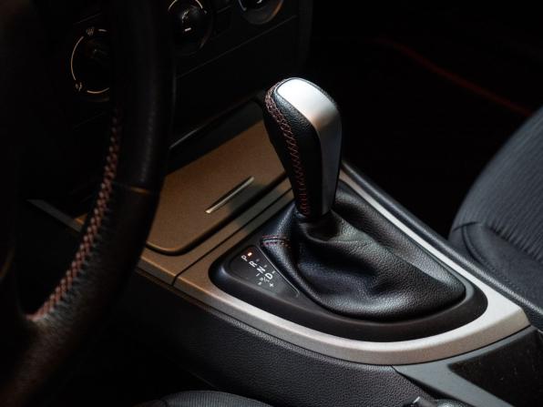 BMW 1 серии I (E81/E82/E87/E88) Рестайлинг с пробегом 2008 года, цена 799 000 рублей, 251942 км, хэтчбек, Автокод Объявления