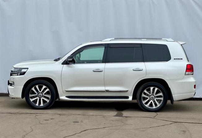 Toyota Land Cruiser 200 Series Рестайлинг 2 с пробегом 2017 года, цена 6 999 999 рублей, 209757 км, внедорожник, Автокод Объявления