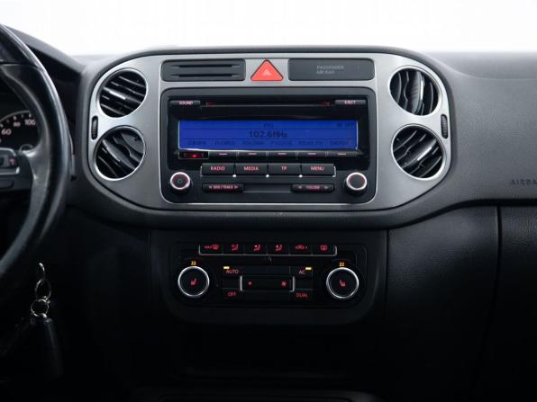 Volkswagen Tiguan I с пробегом 2011 года, цена 980 000 рублей, 243652 км, внедорожник, Автокод Объявления