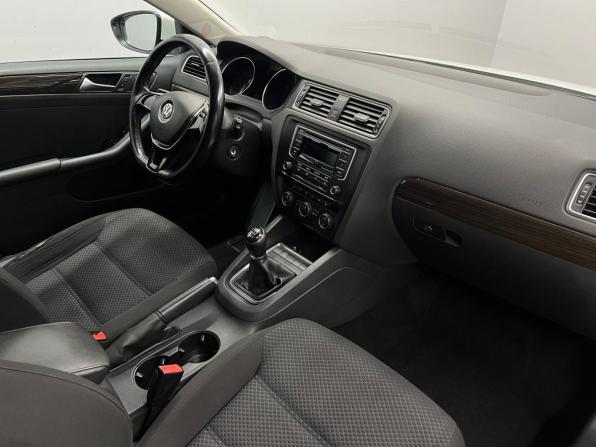Volkswagen Jetta VI Рестайлинг с пробегом 2015 года, цена 1 098 000 рублей, 162624 км, седан, Автокод Объявления