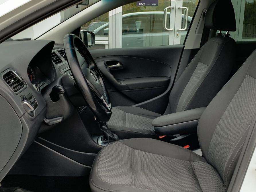 Volkswagen Polo V Рестайлинг Москва  - изображение 18