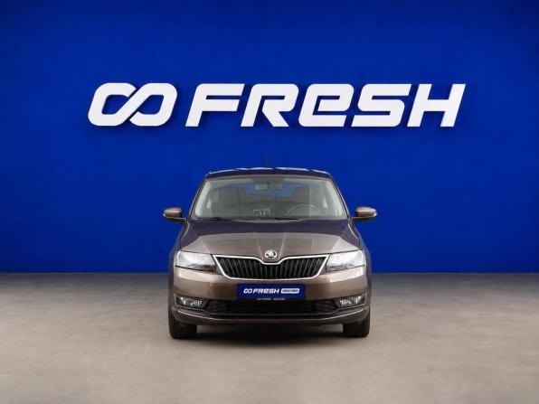 Skoda Rapid I Рестайлинг с пробегом 2019 года, цена 1 419 050 рублей, 63353 км, лифтбек, Автокод Объявления