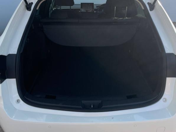 Toyota Corolla XII (E210) с пробегом 2019 года, цена 1 630 000 рублей, 93350 км, универсал, Автокод Объявления