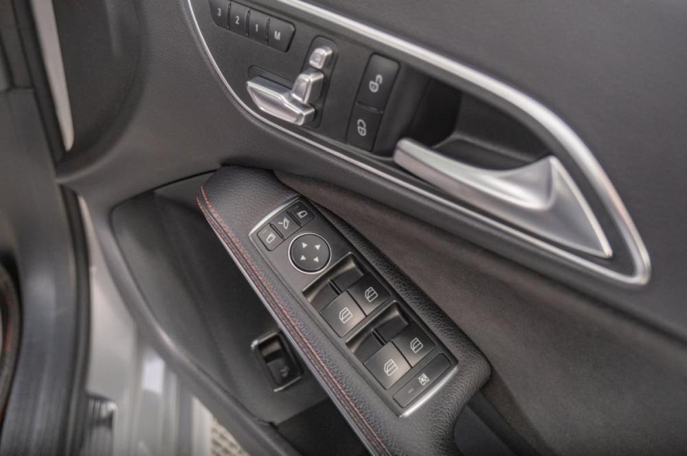 Mercedes-Benz CLA I (C117 X117) Рестайлинг Томск  - изображение 9