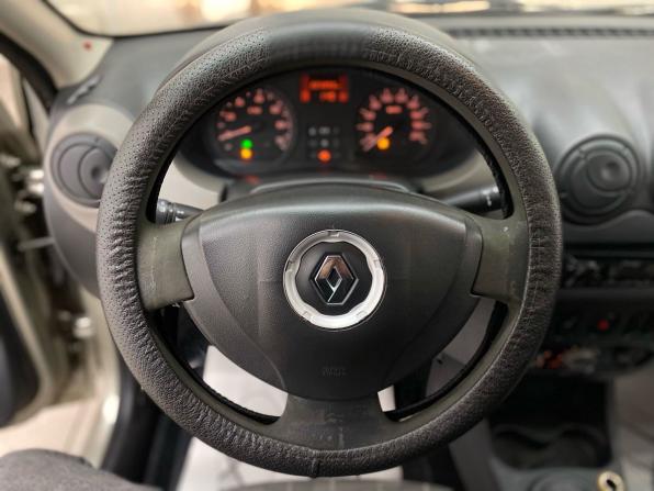 Renault Logan I Рестайлинг с пробегом 2011 года, цена 290 000 рублей, 223893 км, седан, Автокод Объявления