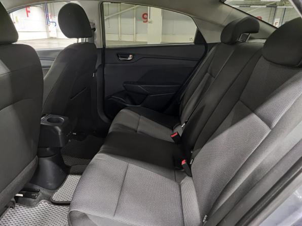 Hyundai Solaris II с пробегом 2018 года, цена 1 050 000 рублей, 177349 км, седан, Автокод Объявления