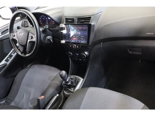 Hyundai Solaris I Рестайлинг с пробегом 2016 года, цена 897 000 рублей, 199750 км, седан, Автокод Объявления