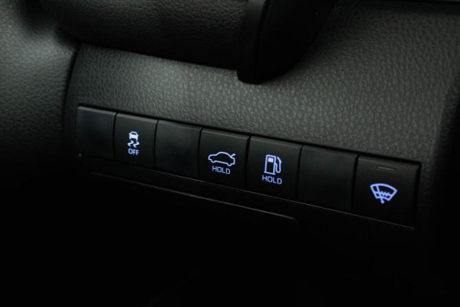 Toyota Camry VIII (XV70) с пробегом 2021 года, цена 2 849 000 рублей, 115269 км, седан, Автокод Объявления