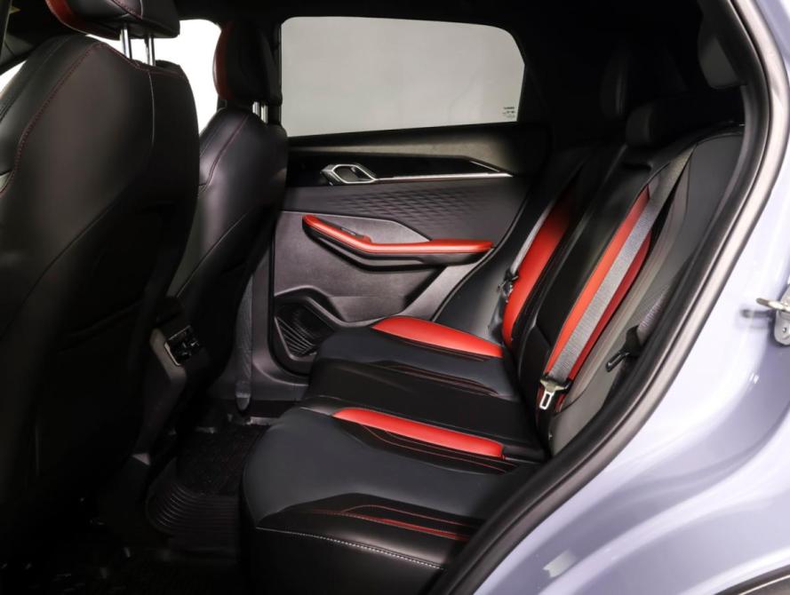 Geely Coolray I Рестайлинг Москва  - изображение 12