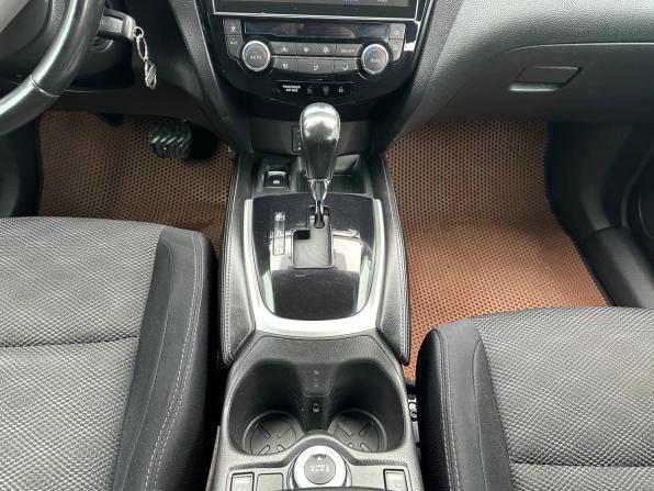 Nissan Qashqai II с пробегом 2014 года, цена 1 500 000 рублей, 178991 км, внедорожник, Автокод Объявления