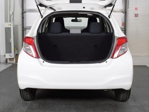 Toyota Vitz III (XP130) с пробегом 2012 года, цена 679 999 рублей, 125638 км, хэтчбек, Автокод Объявления