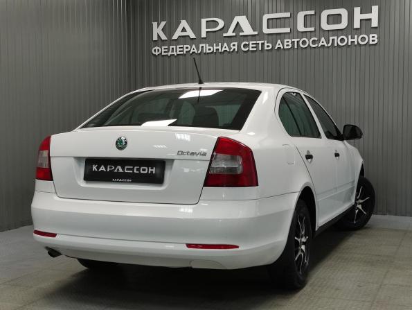 Skoda Octavia II (A5) Рестайлинг с пробегом 2011 года, цена 599 000 рублей, 232000 км, лифтбек, Автокод Объявления