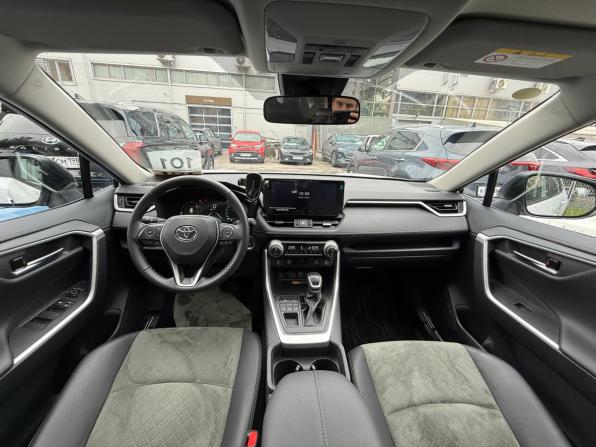 Toyota RAV4 V (XA50) с пробегом 2024 года, цена 3 899 000 рублей, 18200 км, внедорожник, Автокод Объявления