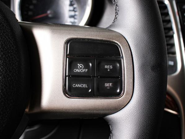 Jeep Grand Cherokee IV (WK2) с пробегом 2012 года, цена 2 089 000 рублей, 218900 км, внедорожник, Автокод Объявления