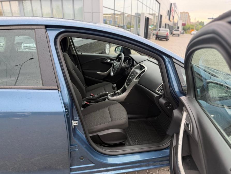Opel Astra J Рестайлинг Сыктывкар  - изображение 9