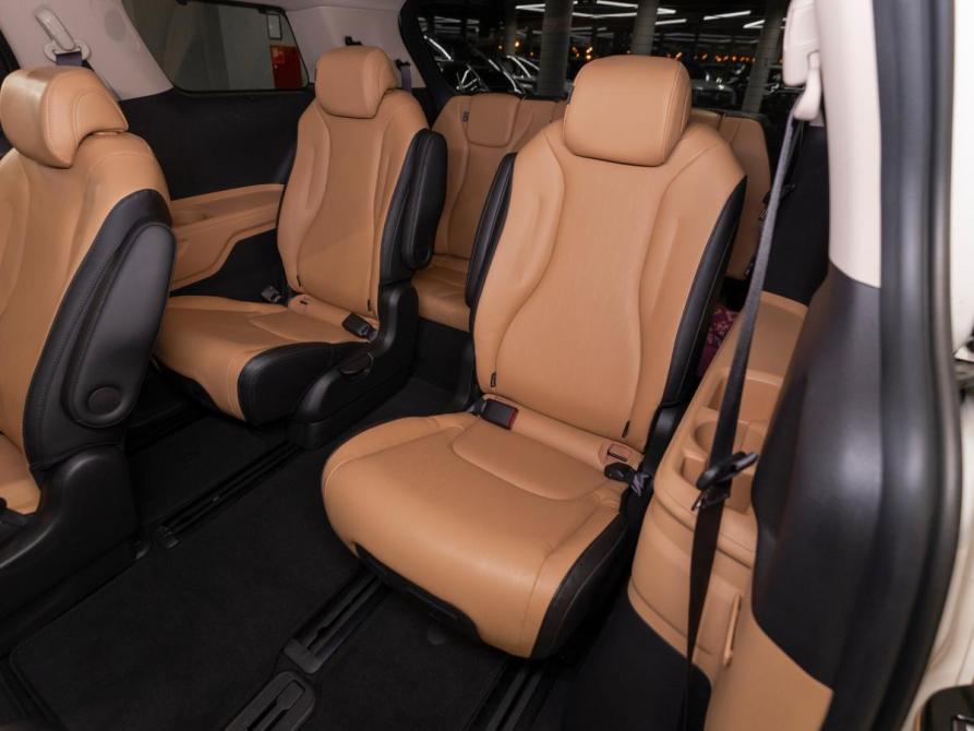 Kia Carnival IV Москва  - изображение 19