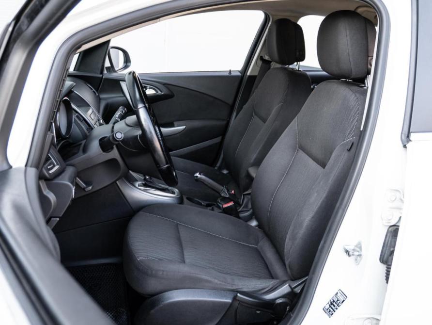 Opel Astra J Краснодар  - изображение 10