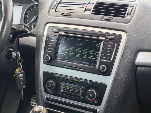 Skoda Octavia II (A5) Рестайлинг с пробегом 2012 года, цена 719 000 рублей, 440000 км, универсал, Автокод Объявления