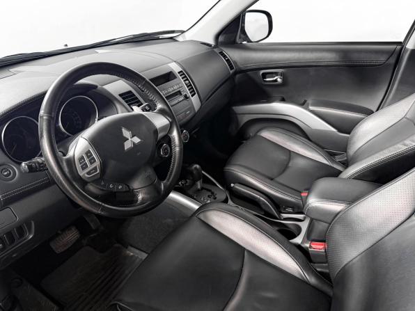 Mitsubishi Outlander II Рестайлинг с пробегом 2011 года, цена 1 399 000 рублей, 88887 км, внедорожник, Автокод Объявления
