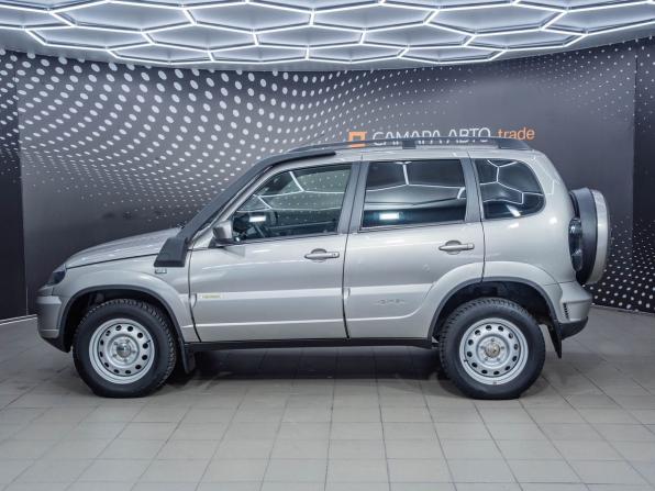 Chevrolet Niva I Рестайлинг с пробегом 2017 года, цена 663 000 рублей, 99764 км, внедорожник, Автокод Объявления