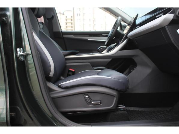 Geely Atlas II с пробегом 2023 года, цена 2 810 000 рублей, 10080 км, внедорожник, Автокод Объявления