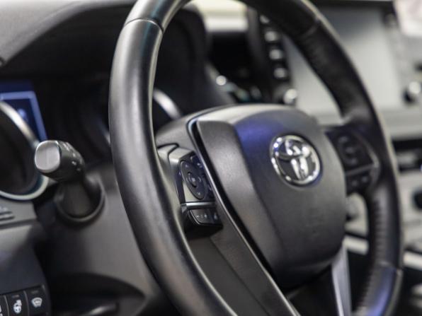 Toyota Camry VIII (XV70) Рестайлинг с пробегом 2021 года, цена 2 998 000 рублей, 72821 км, седан, Автокод Объявления