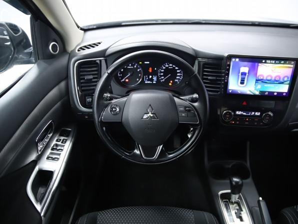 Mitsubishi Outlander III Рестайлинг 2 с пробегом 2016 года, цена 1 390 000 рублей, 235167 км, внедорожник, Автокод Объявления
