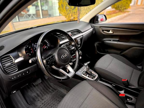 Kia Rio IV с пробегом 2018 года, цена 1 560 000 рублей, 102885 км, хэтчбек, Автокод Объявления