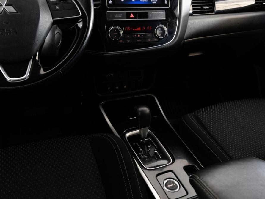 Mitsubishi Outlander III Рестайлинг 3 Санкт-Петербург  - изображение 14