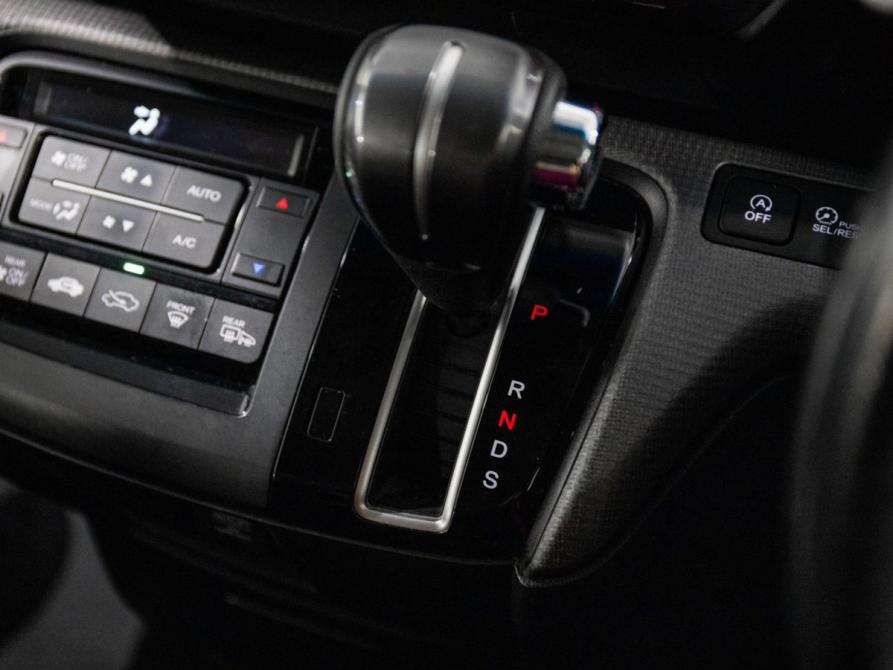 Honda Stepwgn V Рестайлинг Иркутск  - изображение 17