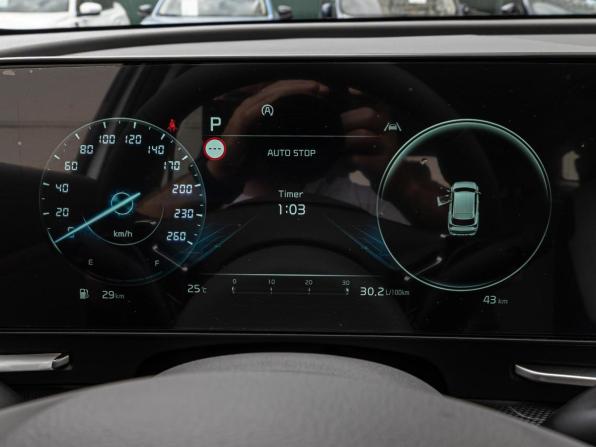 Kia Sportage V с пробегом 2026 года, цена 3 849 000 рублей, 43 км, внедорожник, Автокод Объявления