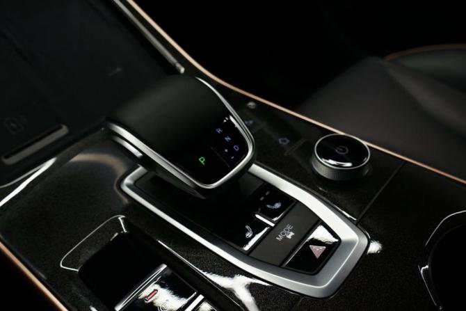 Omoda C5 I с пробегом 2024 года, цена 1 790 000 рублей, 37000 км, внедорожник, Автокод Объявления