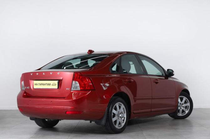 Volvo S40 II Рестайлинг с пробегом 2012 года, цена 699 000 рублей, 107200 км, седан, Автокод Объявления