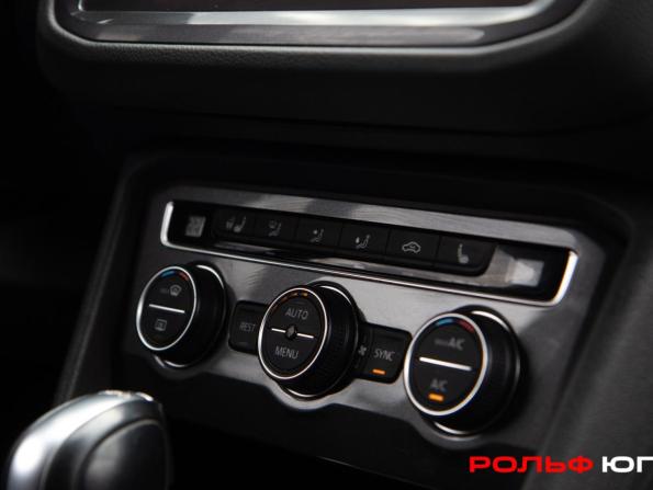Volkswagen Tiguan II с пробегом 2018 года, цена 2 448 000 рублей, 145280 км, внедорожник, Автокод Объявления