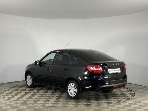 Lada (ВАЗ) Granta I Рестайлинг с пробегом 2022 года, цена 880 000 рублей, 30136 км, лифтбек, Автокод Объявления