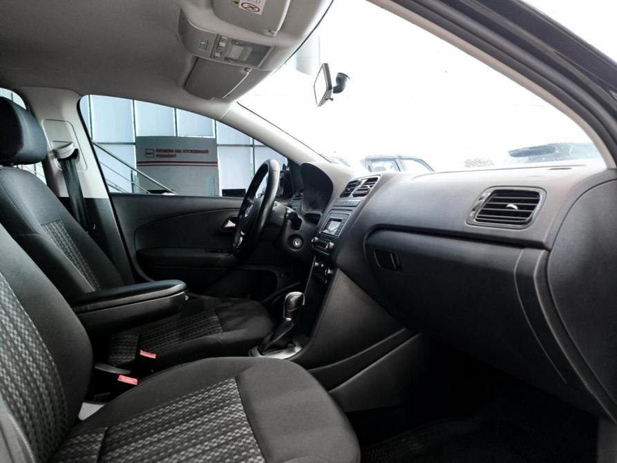 Volkswagen Polo V Рестайлинг Казань  - изображение 13