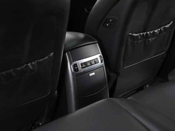 Kia Mohave I Рестайлинг с пробегом 2019 года, цена 2 799 000 рублей, 151000 км, внедорожник, Автокод Объявления
