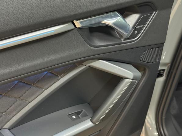 Audi Q3 II (F3) с пробегом 2026 года, цена 3 780 000 рублей, 40 км, внедорожник, Автокод Объявления