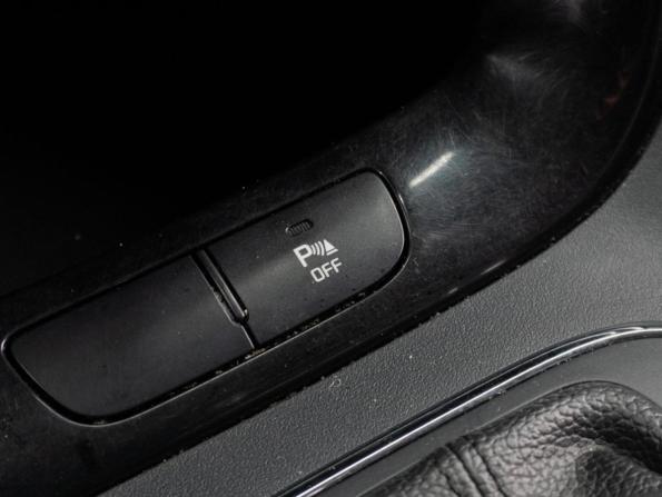 Kia Ceed II Рестайлинг с пробегом 2017 года, цена 1 220 000 рублей, 233166 км, хэтчбек, Автокод Объявления