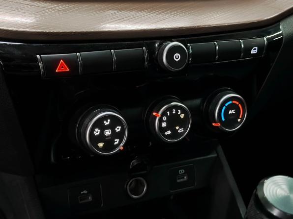 Lada (ВАЗ) Vesta I Рестайлинг (NG) с пробегом 2023 года, цена 1 229 000 рублей, 53219 км, седан, Автокод Объявления