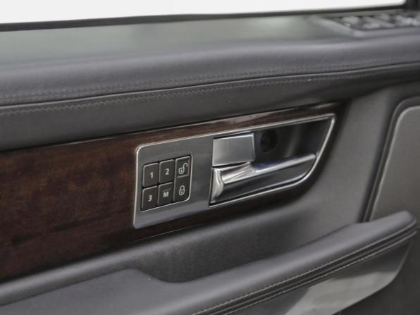 Land Rover Range Rover Sport I Рестайлинг с пробегом 2010 года, цена 1 599 000 рублей, 176000 км, внедорожник, Автокод Объявления
