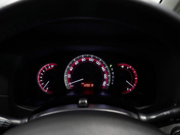 Toyota ISis I Рестайлинг с пробегом 2011 года, цена 1 245 000 рублей, 120000 км, компактвэн, Автокод Объявления