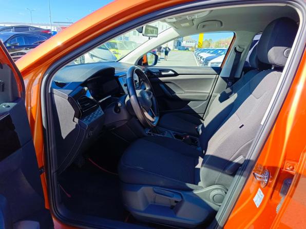Volkswagen Taos I с пробегом 2021 года, цена 2 199 995 рублей, 69519 км, внедорожник, Автокод Объявления