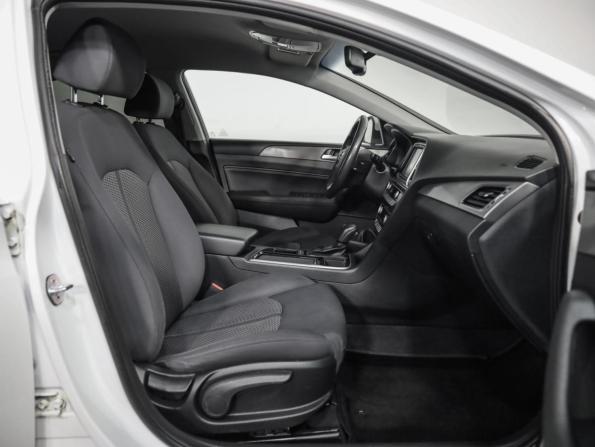 Hyundai Sonata VII (LF) Рестайлинг с пробегом 2018 года, цена 1 599 000 рублей, 174835 км, седан, Автокод Объявления