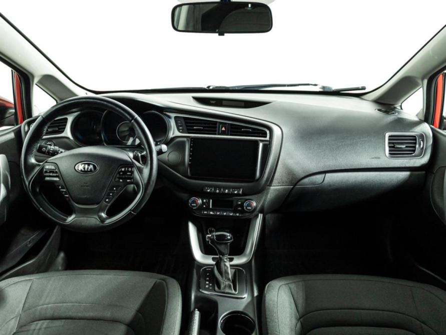 Kia Ceed II Рестайлинг Санкт-Петербург  - изображение 13