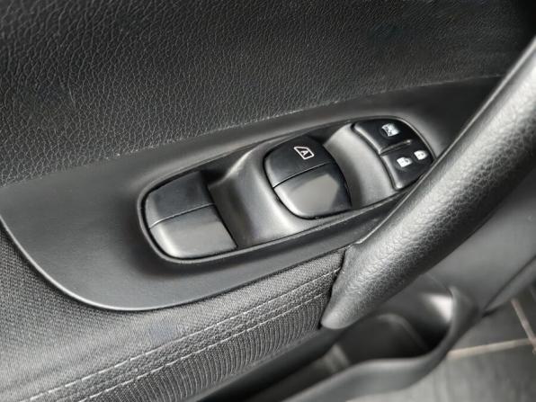 Nissan Qashqai II с пробегом 2018 года, цена 1 655 000 рублей, 122619 км, внедорожник, Автокод Объявления