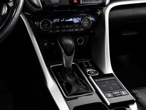 Mitsubishi Eclipse Cross I с пробегом 2018 года, цена 1 469 000 рублей, 229486 км, внедорожник, Автокод Объявления
